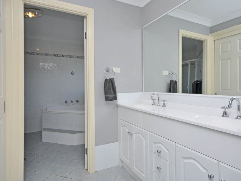 34 Forbes Crescent, Cliftleigh NSW 2321