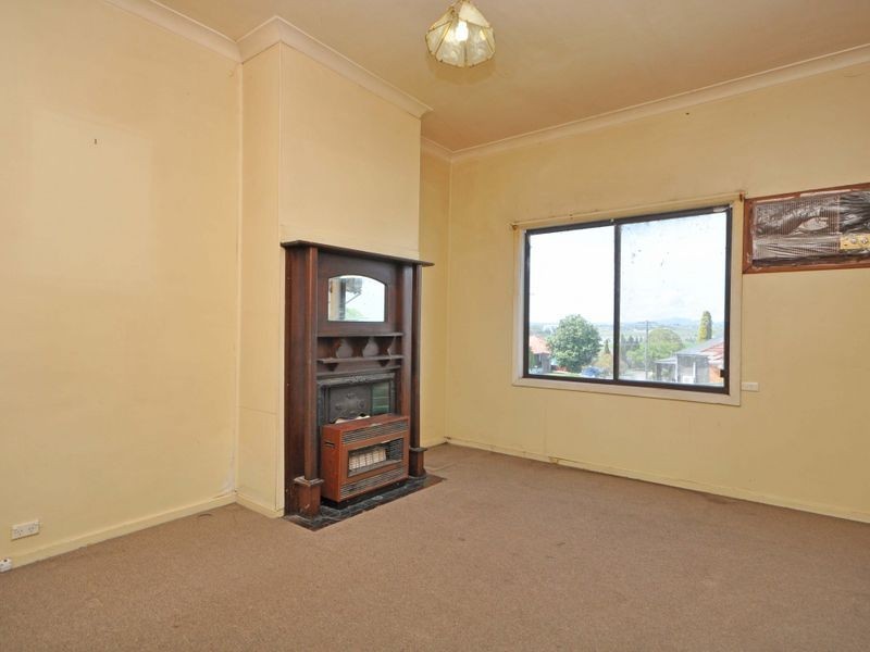 14 Brooks Street, Telarah NSW 2320