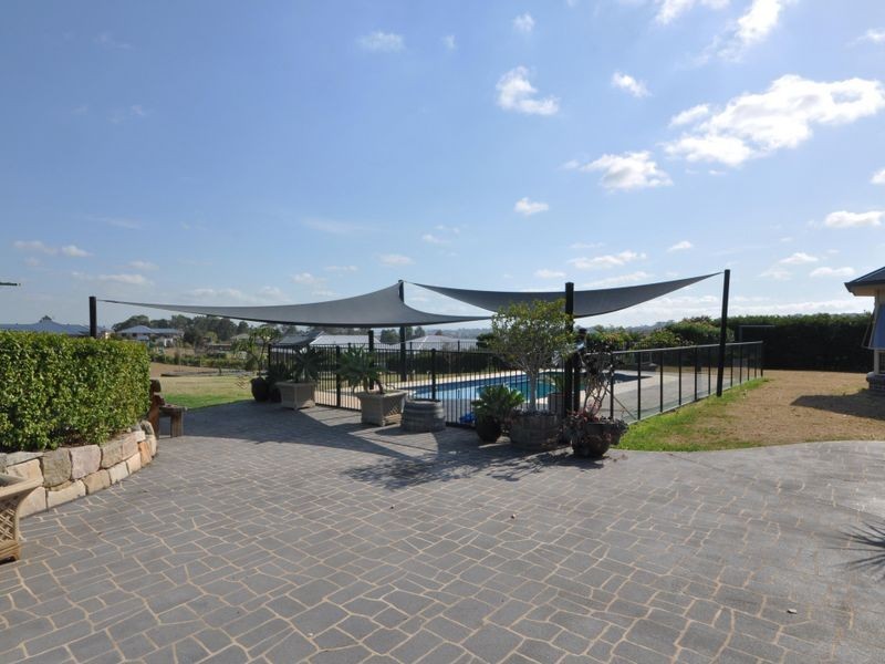 12 Tranquil Close, Louth Park NSW 2320