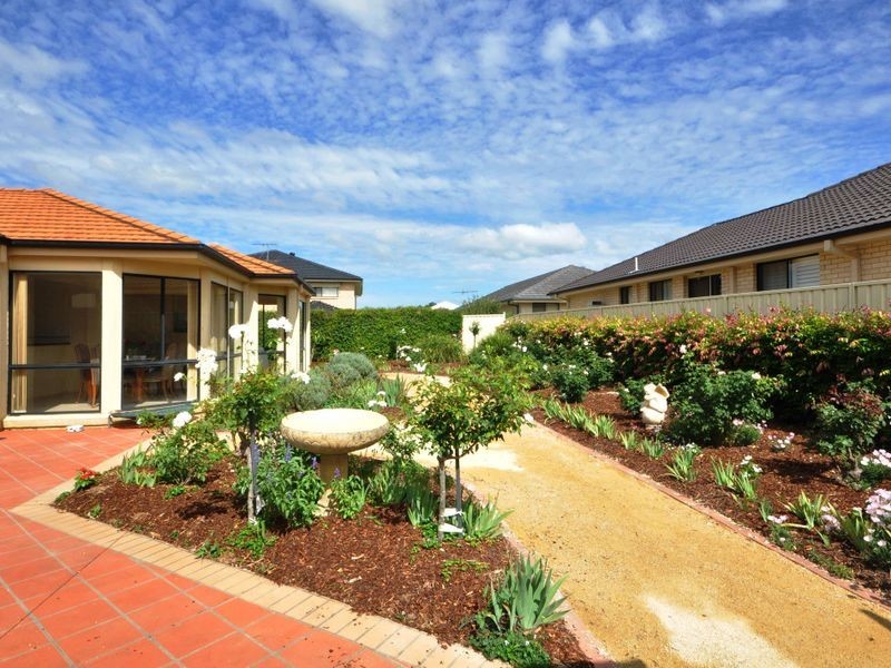 7 Hilltop Crescent, Bolwarra Heights NSW 2320