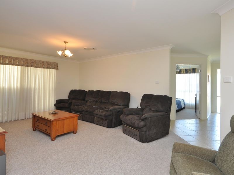 11 Hall Street, Heddon Greta NSW 2321
