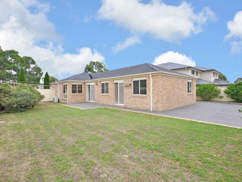 67 Ferraby Drive, Metford NSW 2323