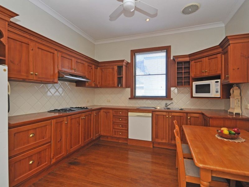 17 Ward Street, Maitland NSW 2320