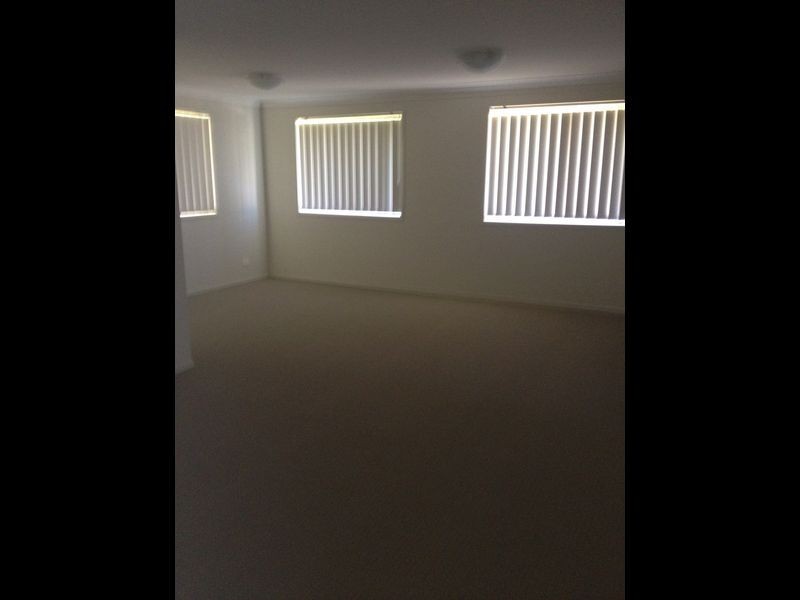 7 Sapphire Drive, Rutherford NSW 2320