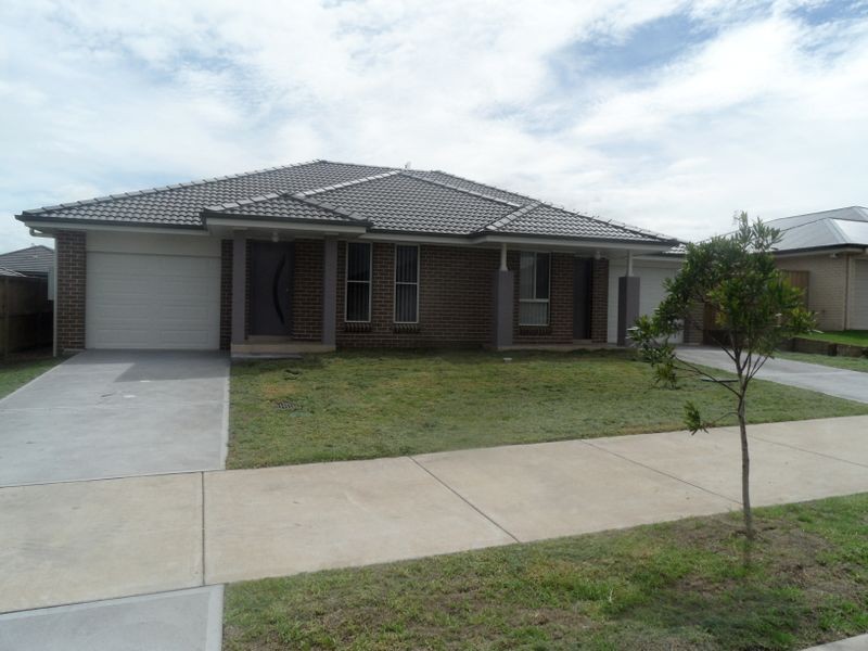 1/20 Oystercatcher Street, Aberglasslyn NSW 2320