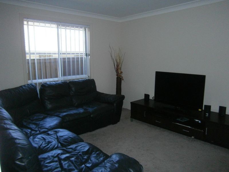 1/20 Oystercatcher Street, Aberglasslyn NSW 2320