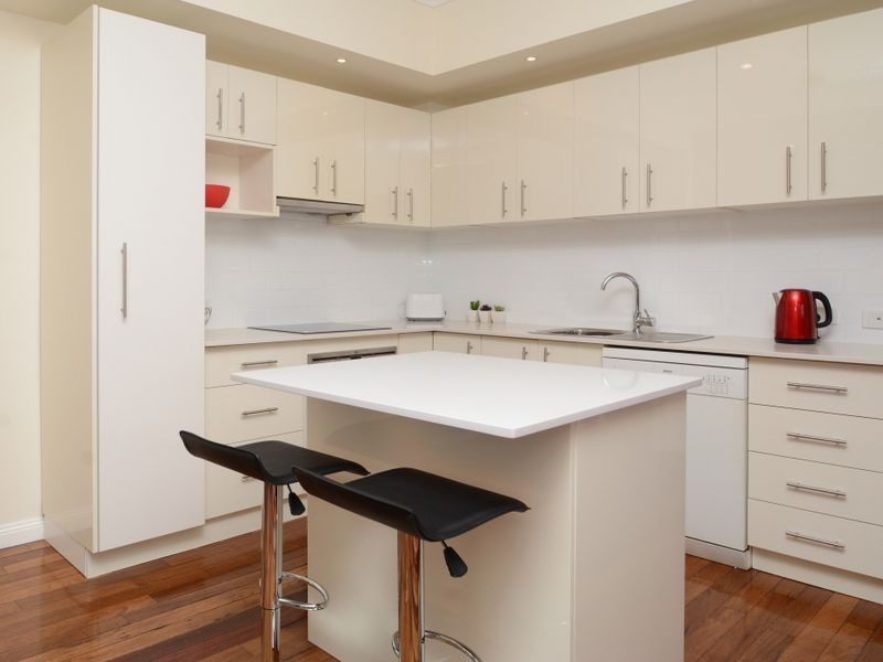 8 Lions Street, Telarah NSW 2320