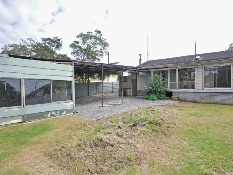 12 Crisp Avenue, Rutherford NSW 2320