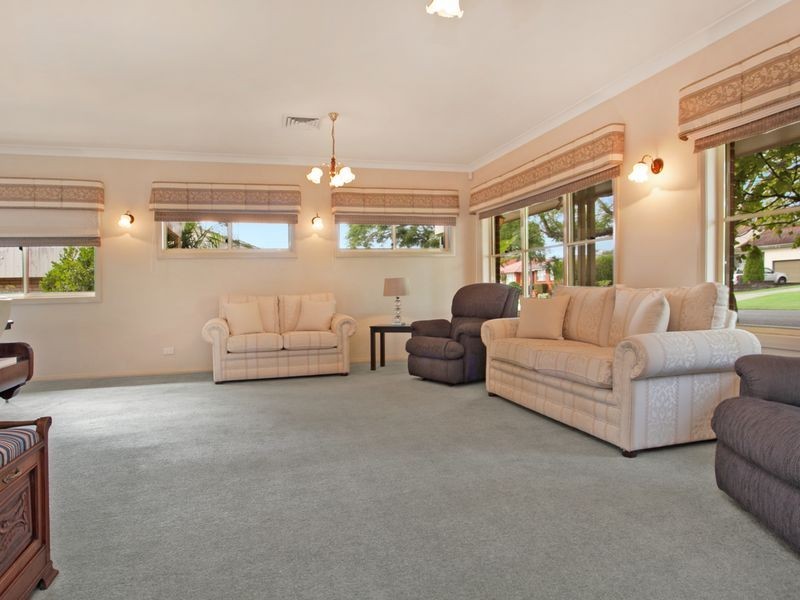 24 Robert Street, Tenambit NSW 2323