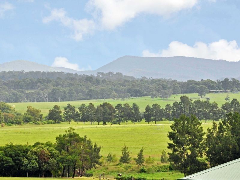 24 Silky Oak Drive, Aberglasslyn NSW 2320