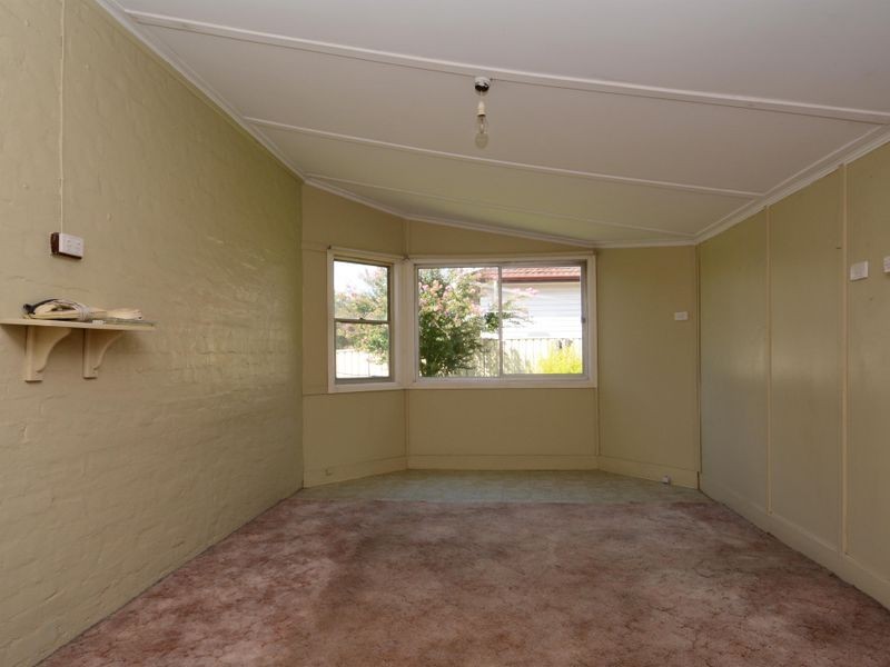 1 Wyndham Street, Greta NSW 2334