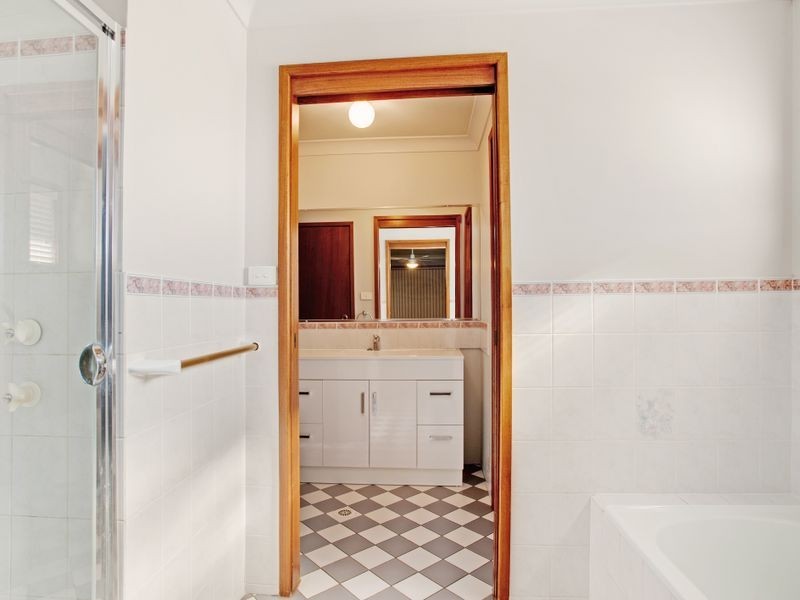 114 Aberglasslyn Road, Rutherford NSW 2320