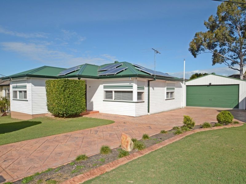 43 Alexandra Avenue, Rutherford NSW 2320