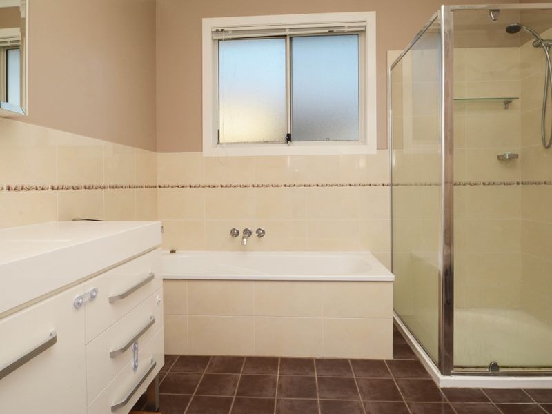 43 Alexandra Avenue, Rutherford NSW 2320