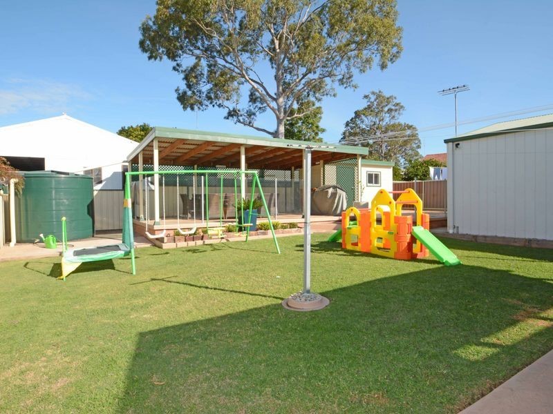 43 Alexandra Avenue, Rutherford NSW 2320