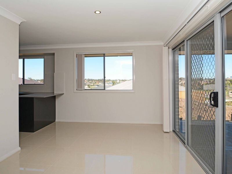 8 Redgum Circuit, Aberglasslyn NSW 2320