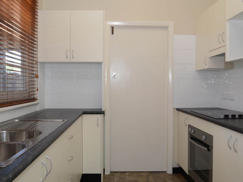 17 Porter Avenue, East Maitland NSW 2323