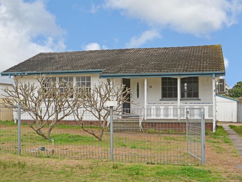 11 Green Hills Avenue, Woodberry NSW 2322