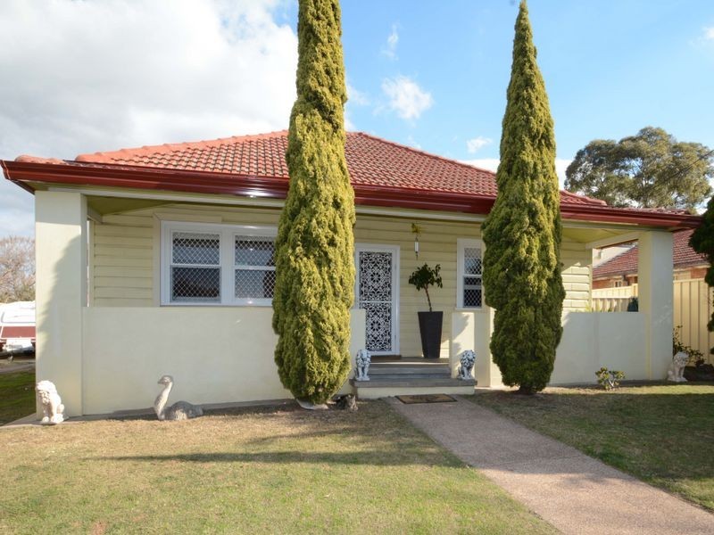 115 New England Highway, Rutherford NSW 2320