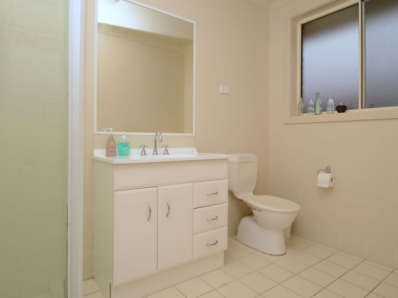 2 Hilltop Crescent, Bolwarra Heights NSW 2320