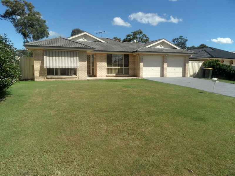22 Drysdale Crescent, Metford NSW 2323