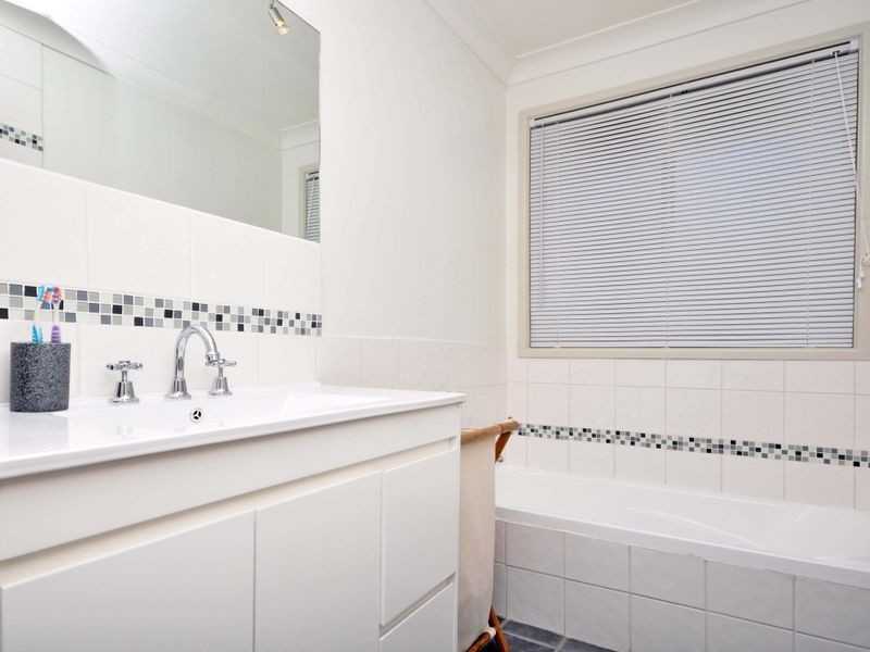 24 Pitcairn Street, Ashtonfield NSW 2323