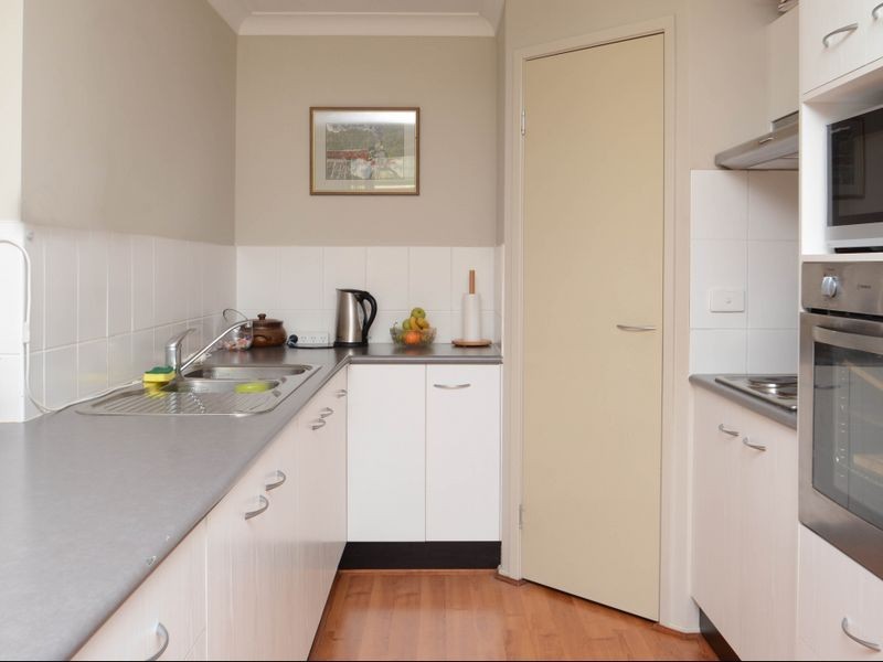 10 Streeton Drive, Metford NSW 2323