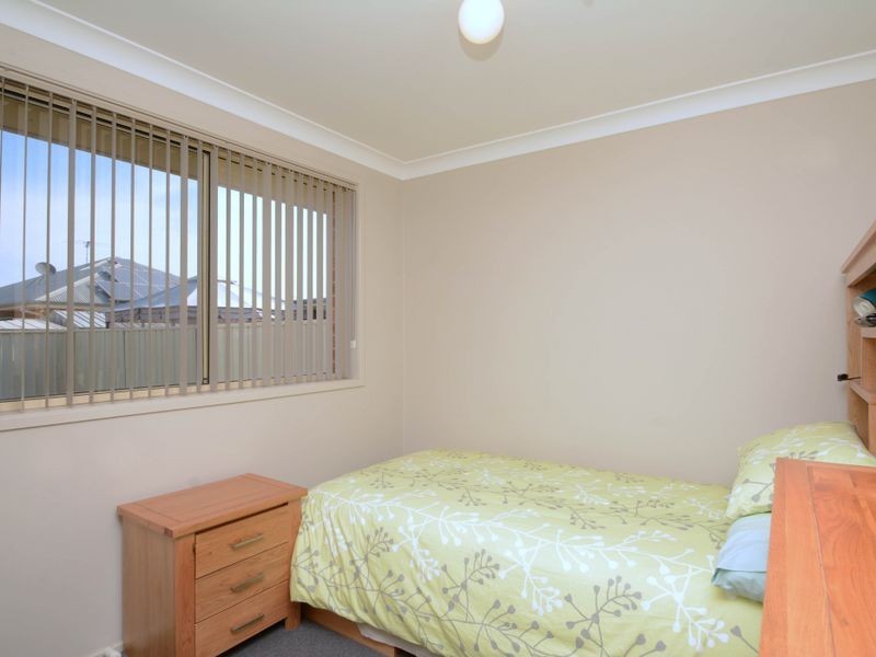 10 Streeton Drive, Metford NSW 2323