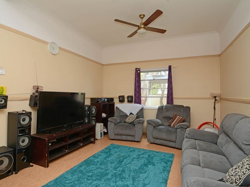 65 Blomfield Street, Aberglasslyn NSW 2320