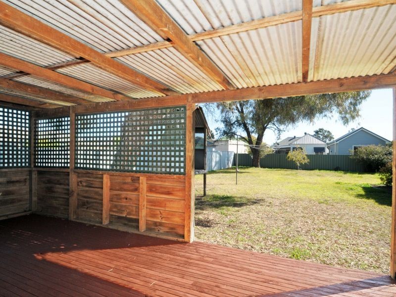 42 Shedden Street, Cessnock NSW 2325