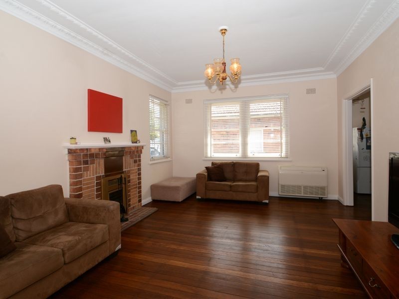 28 View Street, East Maitland NSW 2323