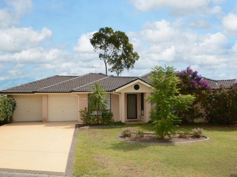 2/65 Carnarvon Circuit, East Maitland NSW 2323
