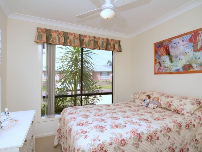 2/65 Carnarvon Circuit, East Maitland NSW 2323