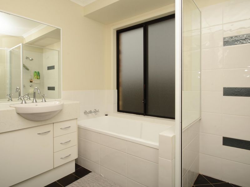 96 Bolwarra Park Drive, Bolwarra Heights NSW 2320