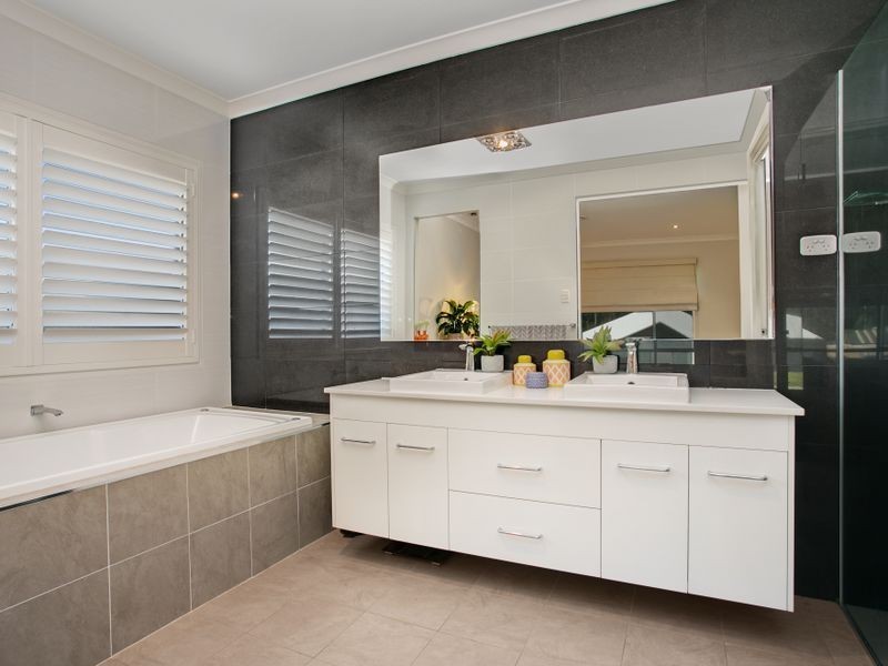 29 Hinchinbrook Close, Ashtonfield NSW 2323