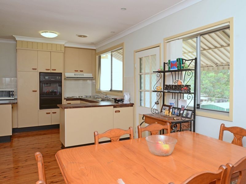 70 Gillies Street, Rutherford NSW 2320