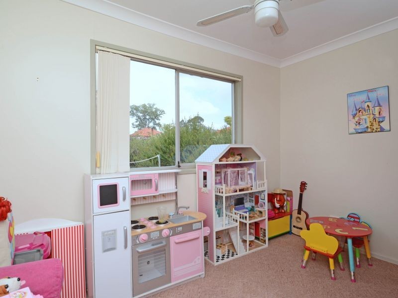 70 Gillies Street, Rutherford NSW 2320