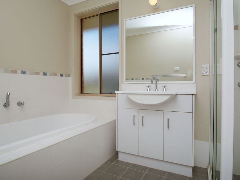 40 Stanley Close, Bolwarra Heights NSW 2320