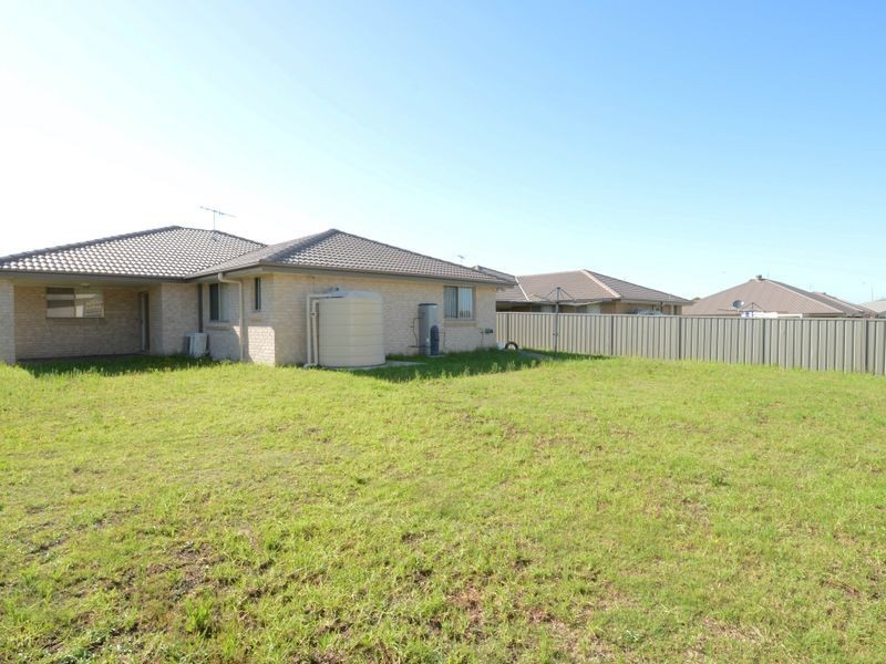 11 Fonda Avenue, Rutherford NSW 2320