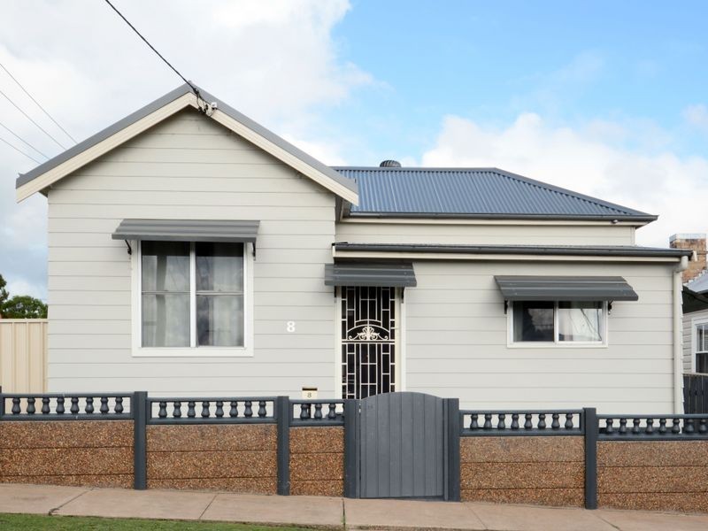 8 Onus Street, Telarah NSW 2320