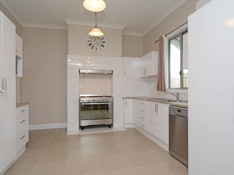 8 Onus Street, Telarah NSW 2320