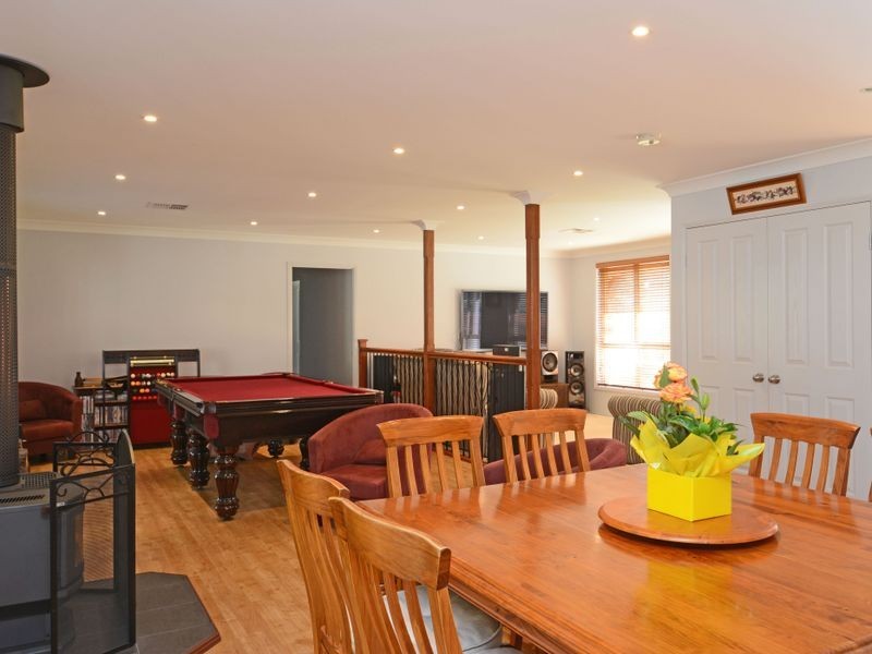 363 Camp Road, Greta NSW 2334