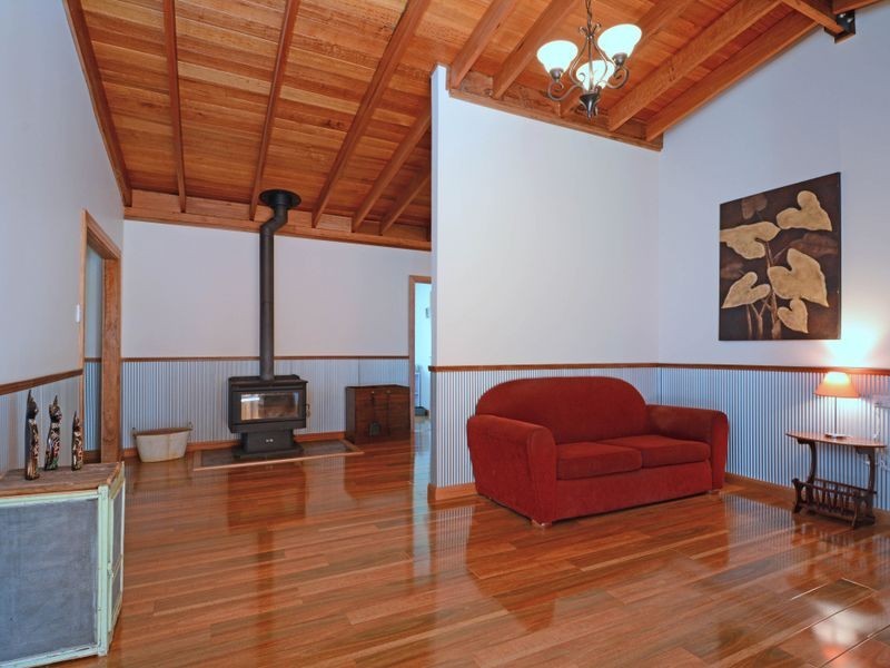 597 Webbers Creek Road, Paterson NSW 2421