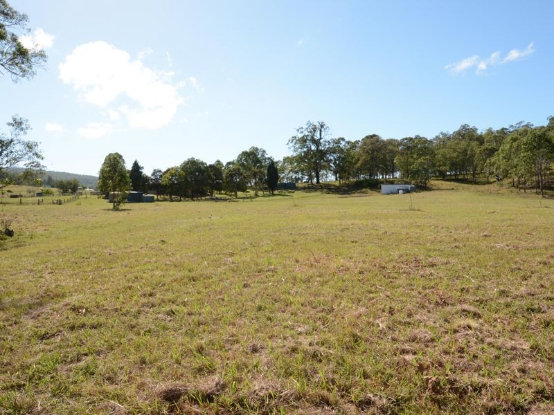 597 Webbers Creek Road, Paterson NSW 2421