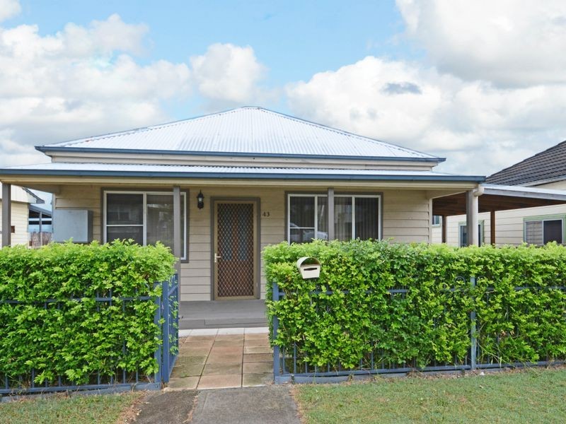 43 Hall Street, Cessnock NSW 2325
