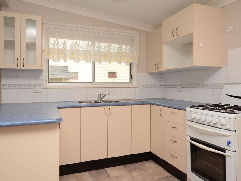 43 Hall Street, Cessnock NSW 2325