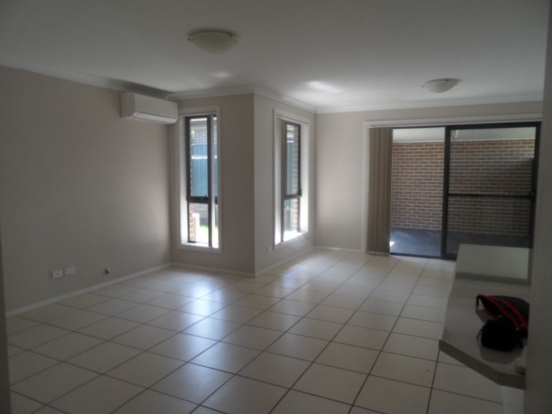 12a Devon St, Greta NSW 2334