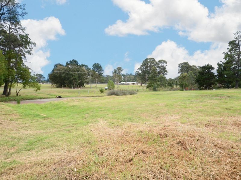 61 Hunter Street, Greta NSW 2334