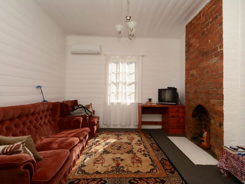 17 Louth Park Road, Aberglasslyn NSW 2320