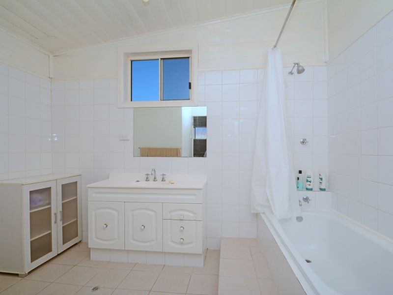 17 Louth Park Road, Aberglasslyn NSW 2320